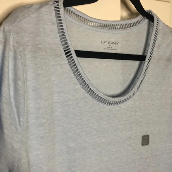 CATHERINES Short Sleeve Ombré Top - Picture 3 of 9